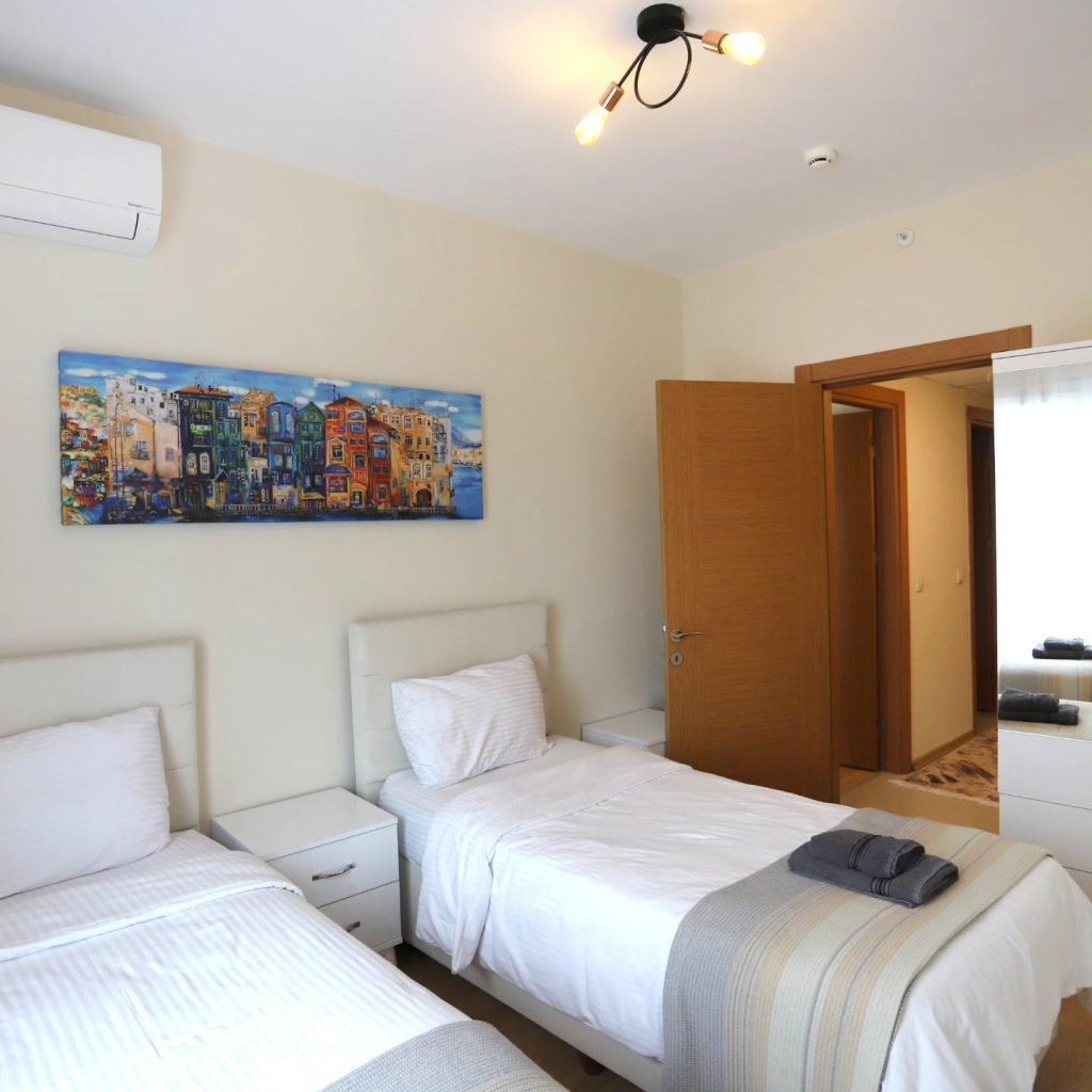 Twin beds — Kiristalşehir apartment 11-33