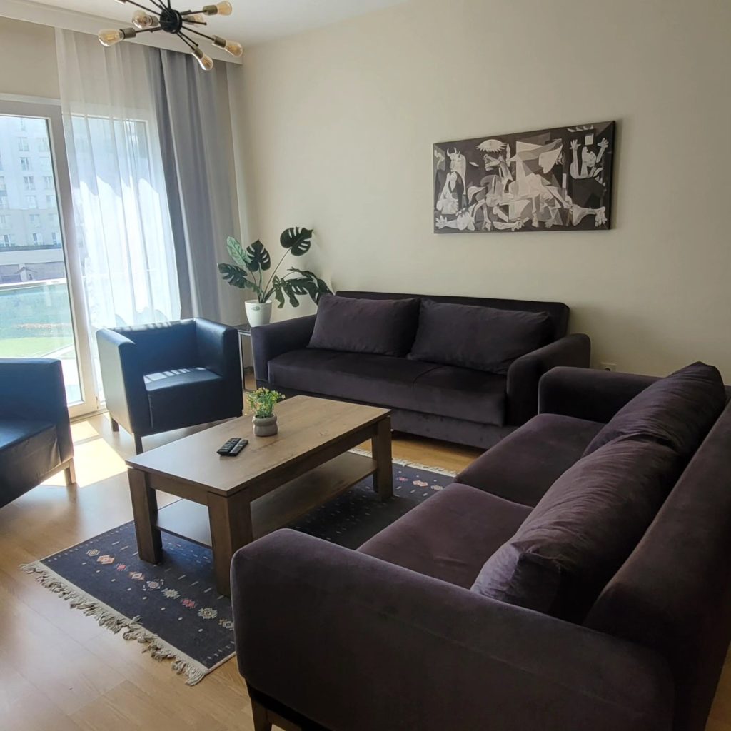 Kiristalşehir gæsteguide: Adresse, ankomst og dagligdags Essentials